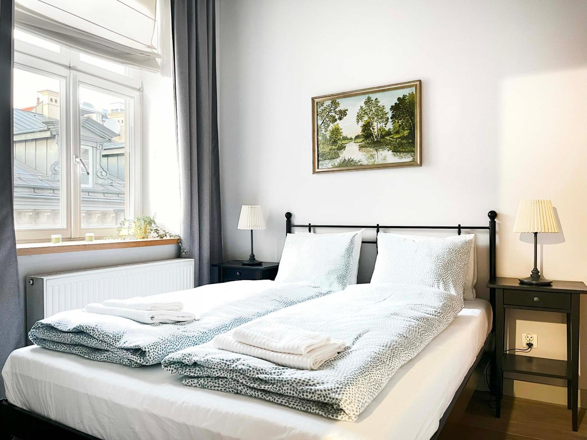 Welcoming With Bedrooms And Air Conditioning, Center * Krakau