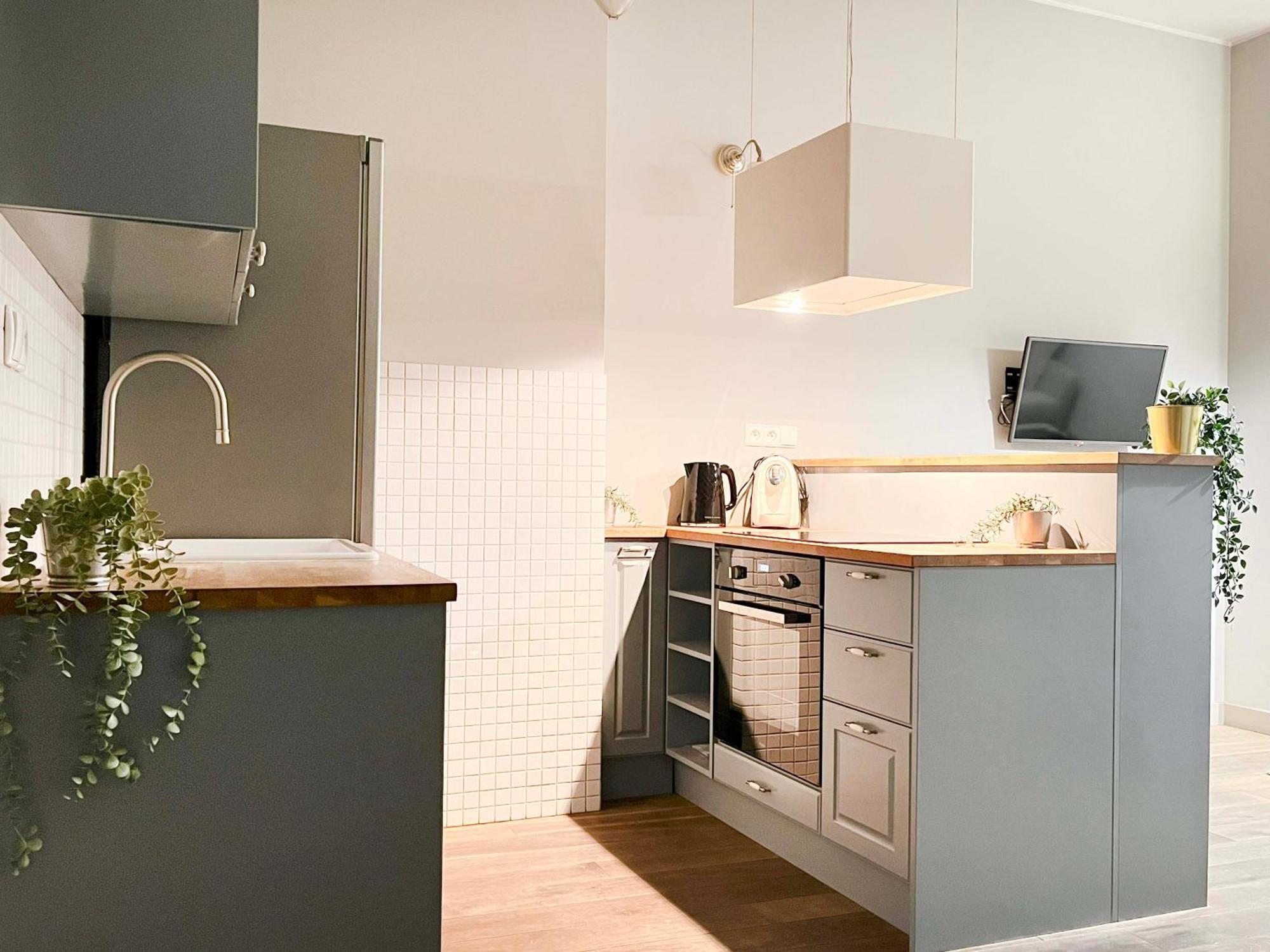 Welcoming With Bedrooms And Air Conditioning, Center * Krakau
