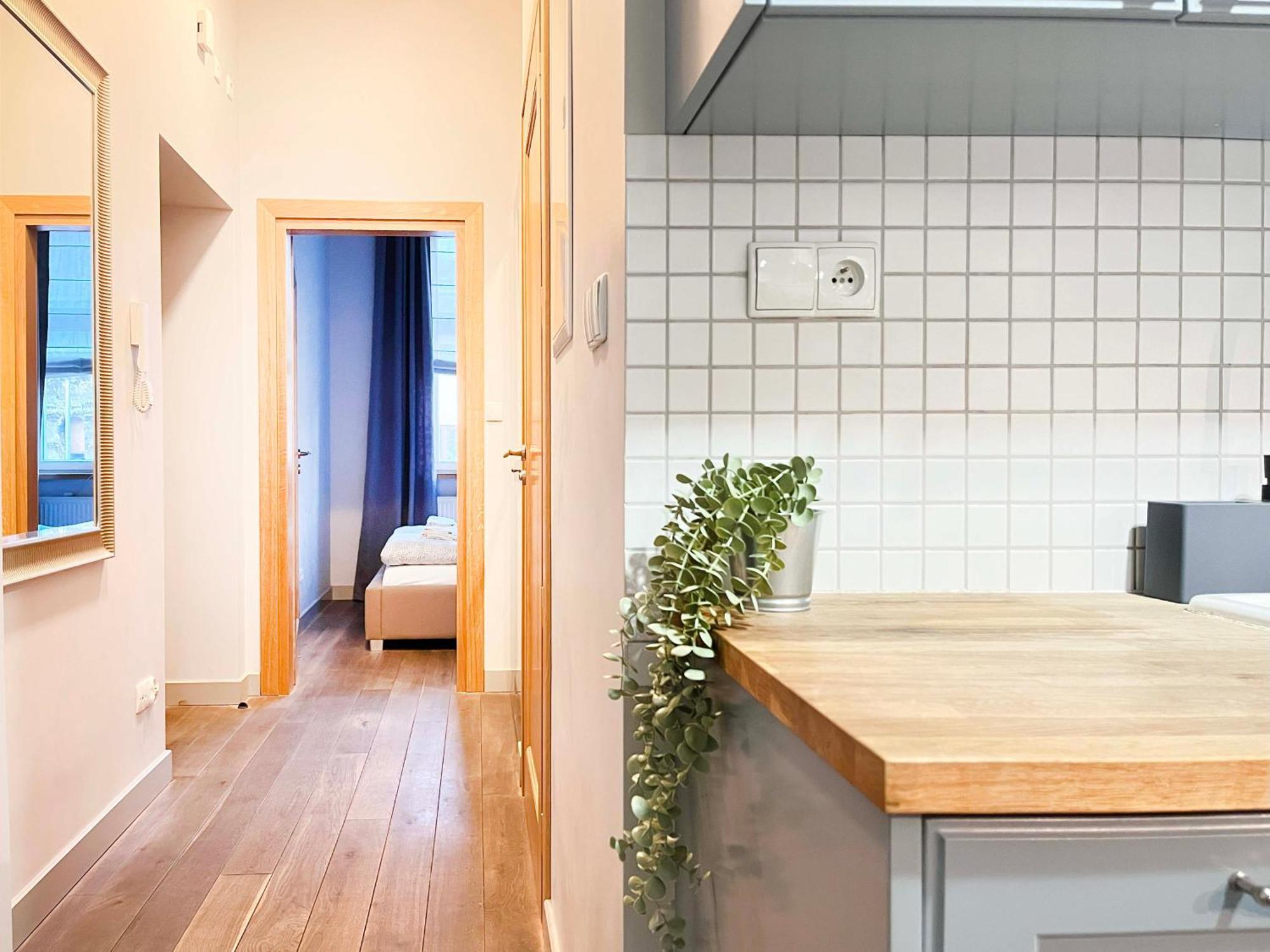 Welcoming With Bedrooms And Air Conditioning, Center