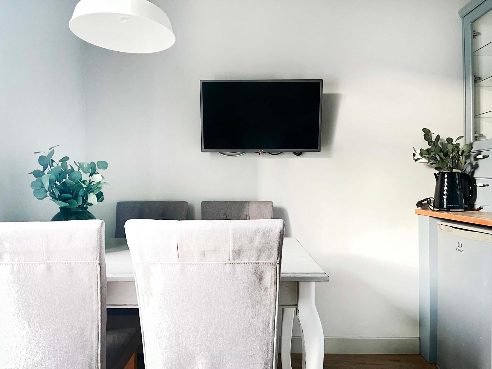 Welcoming With Bedrooms And Air Conditioning, Center * Krakau