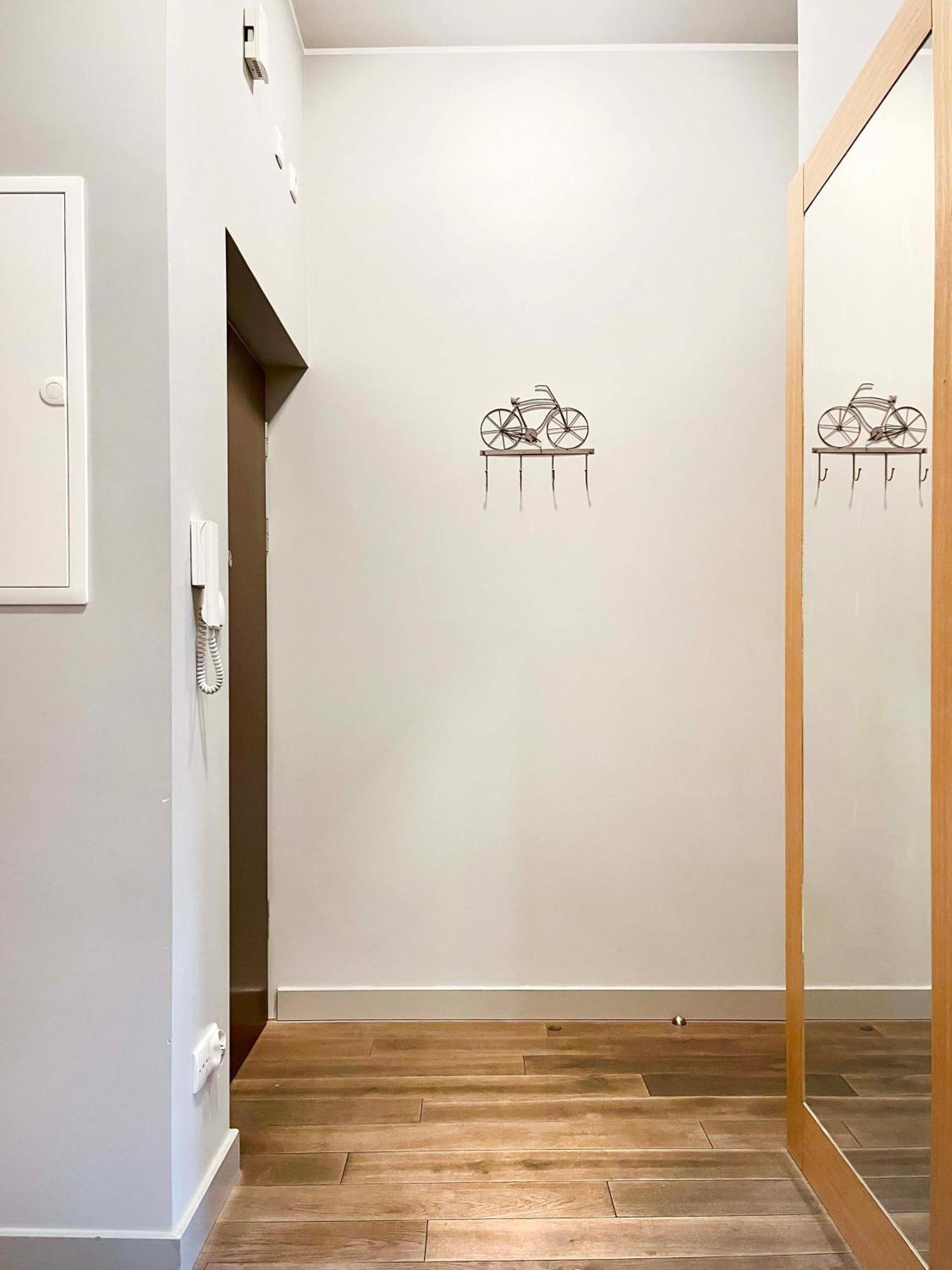 Welcoming With Bedrooms And Air Conditioning, Center Apartment *