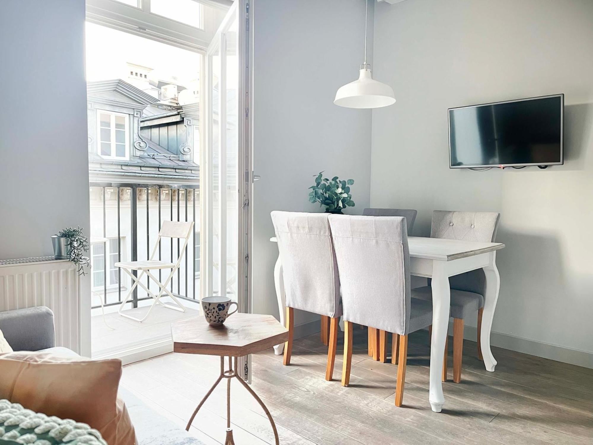 Apartment Welcoming With Bedrooms And Air Conditioning, Center Krakau